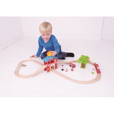 Bigjigs Rail Dřevěná vláčkodráha hasičská stanice