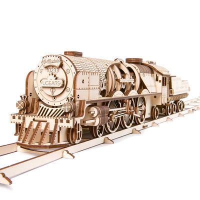 Ugears 3D dřevěné mechanické puzzle V-Express parní lokomotiva 4-6-2 s tendrem